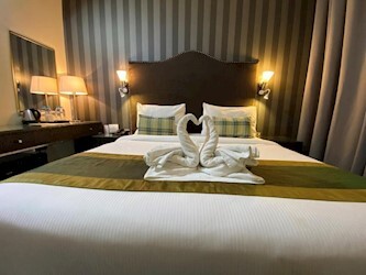 Deluxe Room (with/without Extra Bed)