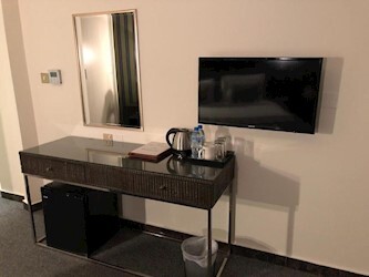 Deluxe Room (with/without Extra Bed)