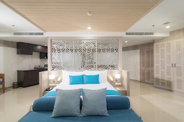 Premium Deluxe Suite