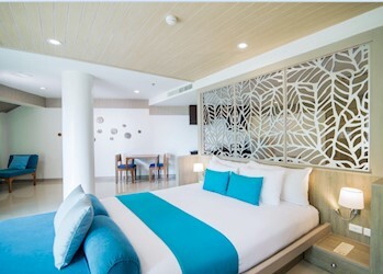 Premium Deluxe Suite