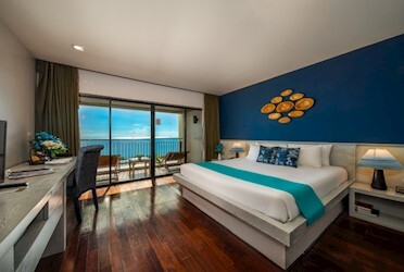 Premium Deluxe Ocean Facing