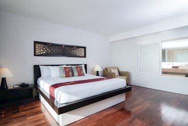 Deluxe 2 Bedroom Family Suite