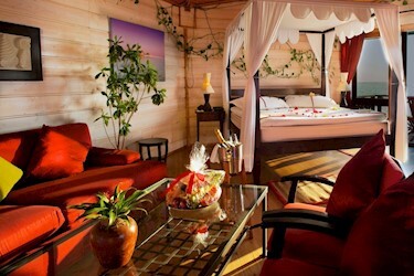 Sangu Water Villa Honeymoon Suite