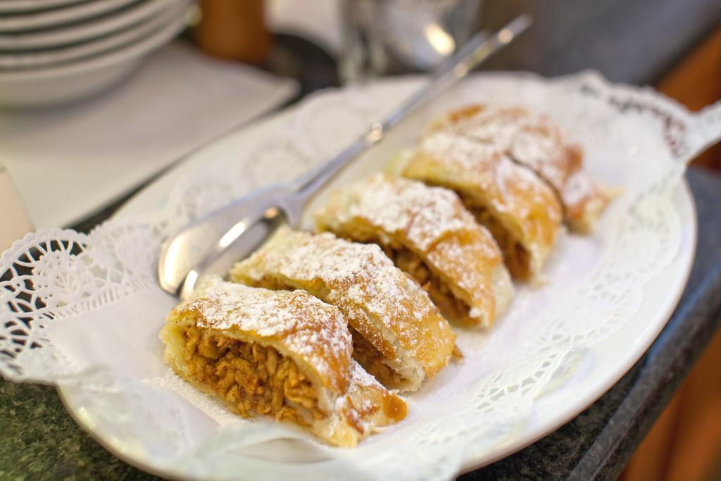 Фотография Hotel 16 4*