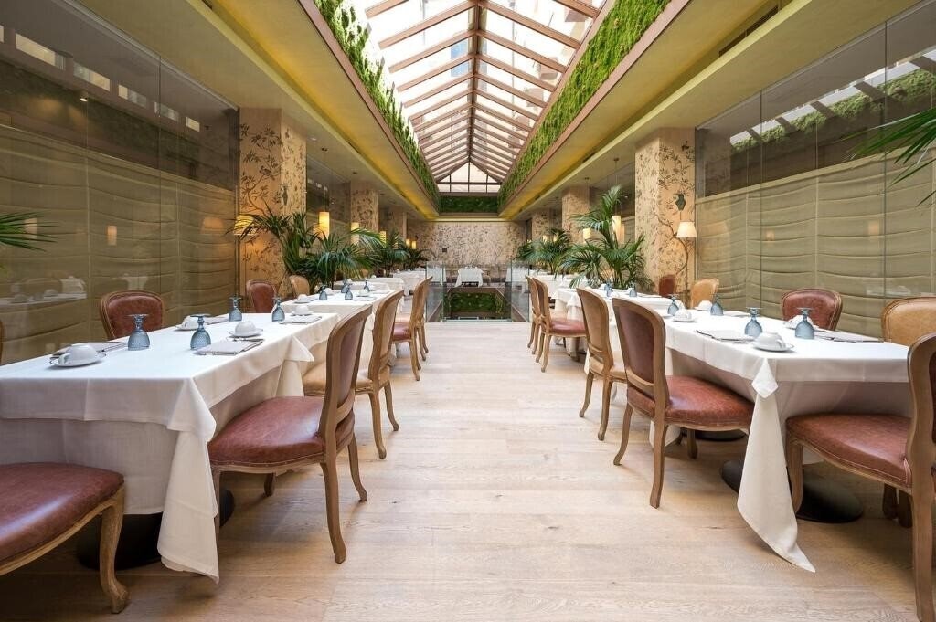 Urso Hotel & SPA 5* фотосуреті