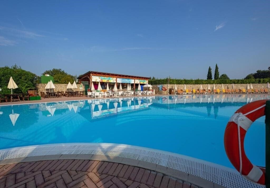 Residence Eden 4* суреті