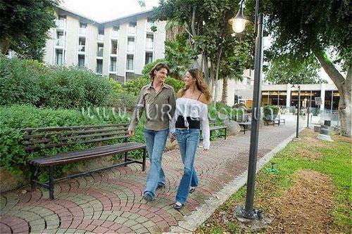 Holiday Inn Tiberias 4* фотосуреті