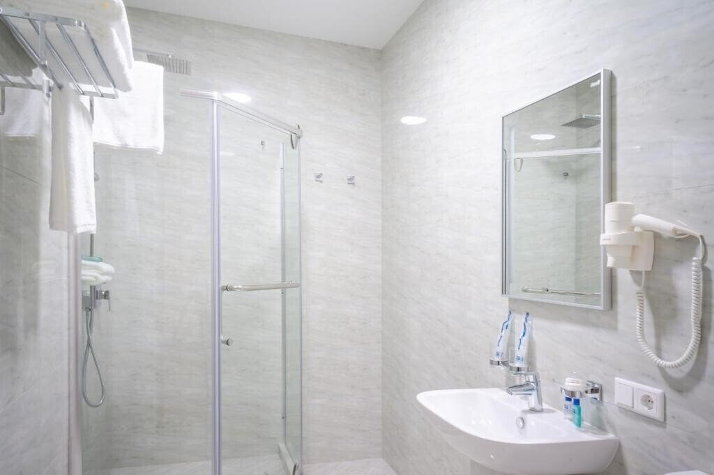 Фотография Royal Plus Hotel 3*