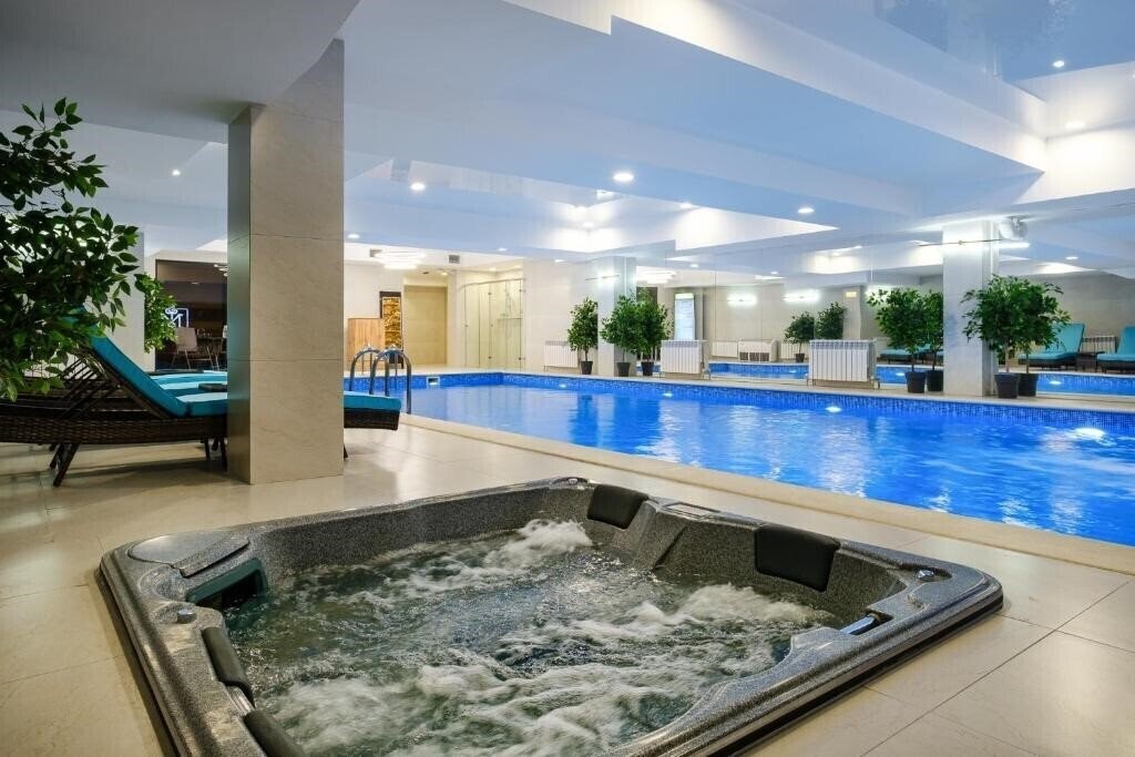 Grand Mildom Hotel 4* фотосуреті