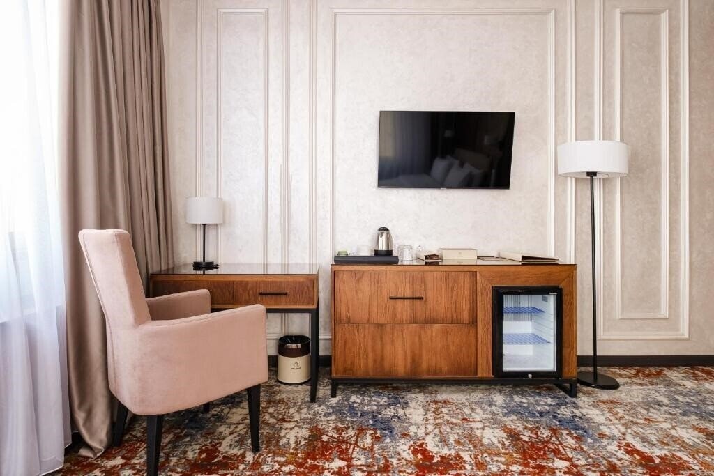 Grand Mildom Hotel 4* суреті