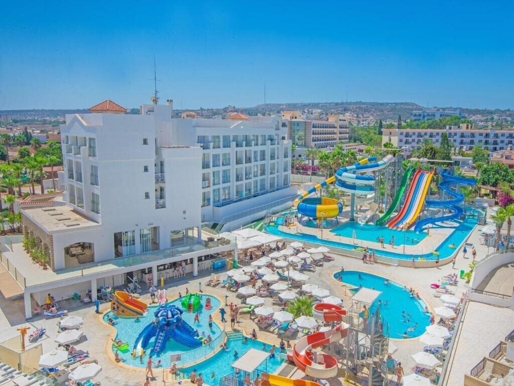 Отель Anastasia Beach Hotel Apts 4*