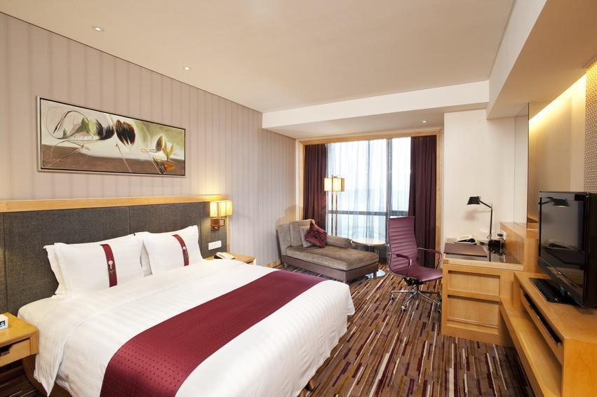 Фото Holiday Inn Shanghai Jinxiu 4*