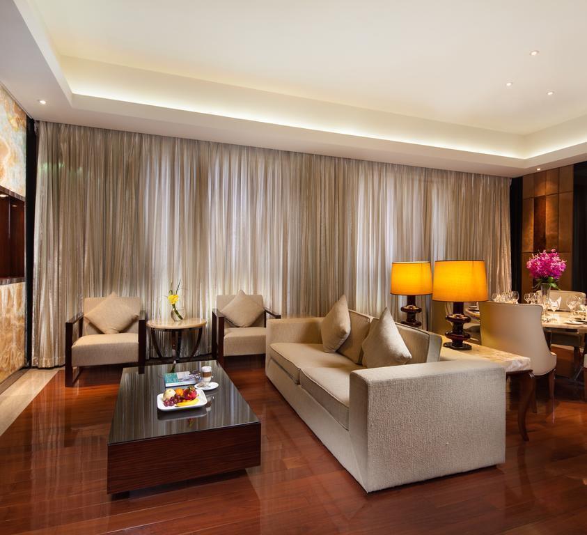 Holiday Inn Shanghai Jinxiu 4* суреті