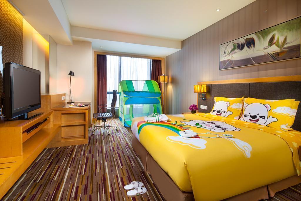 Holiday Inn Shanghai Jinxiu 4* қонақ үйі