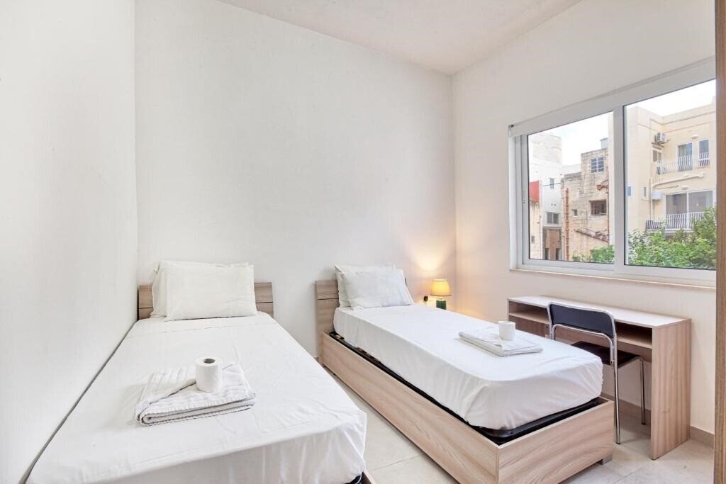 The Mercury Residence 3* суреті