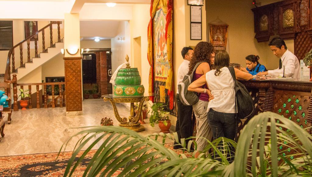 Hotel Yukhang 3* суреті