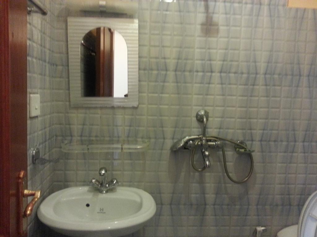 Happy Home 2* фотосуреті