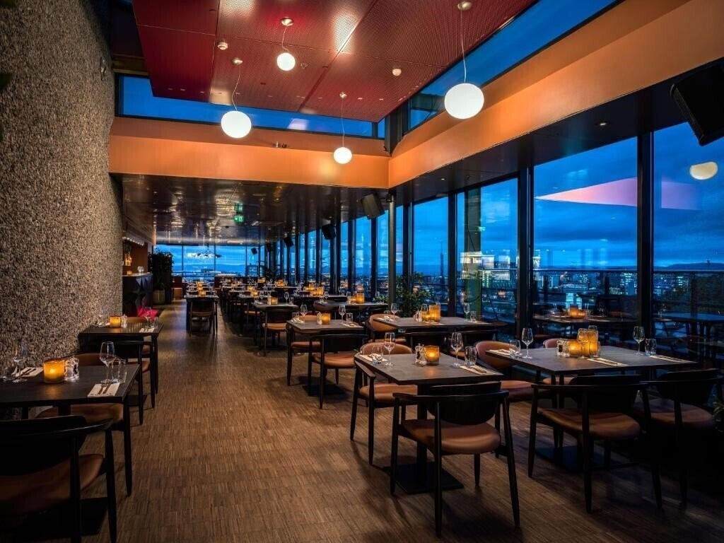 Quality Hotel 33 3* суреті