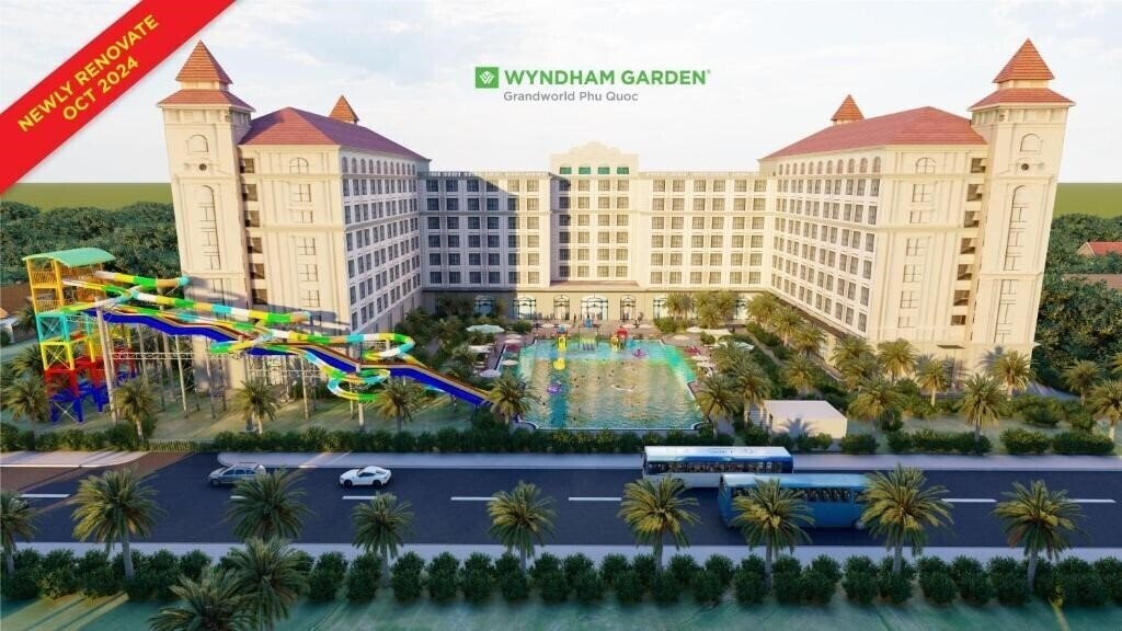 Отель Wyndham Garden Grandworld Phu Quoc 4*