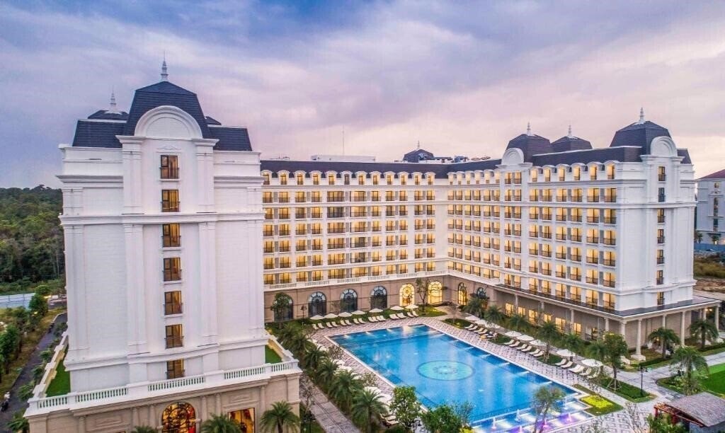 Отель Vinholidays Fiesta Phu Quoc 3*