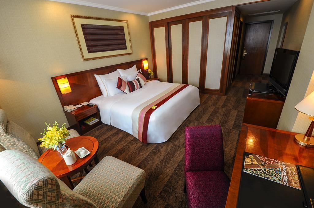 Фото Windsor Plaza 5*